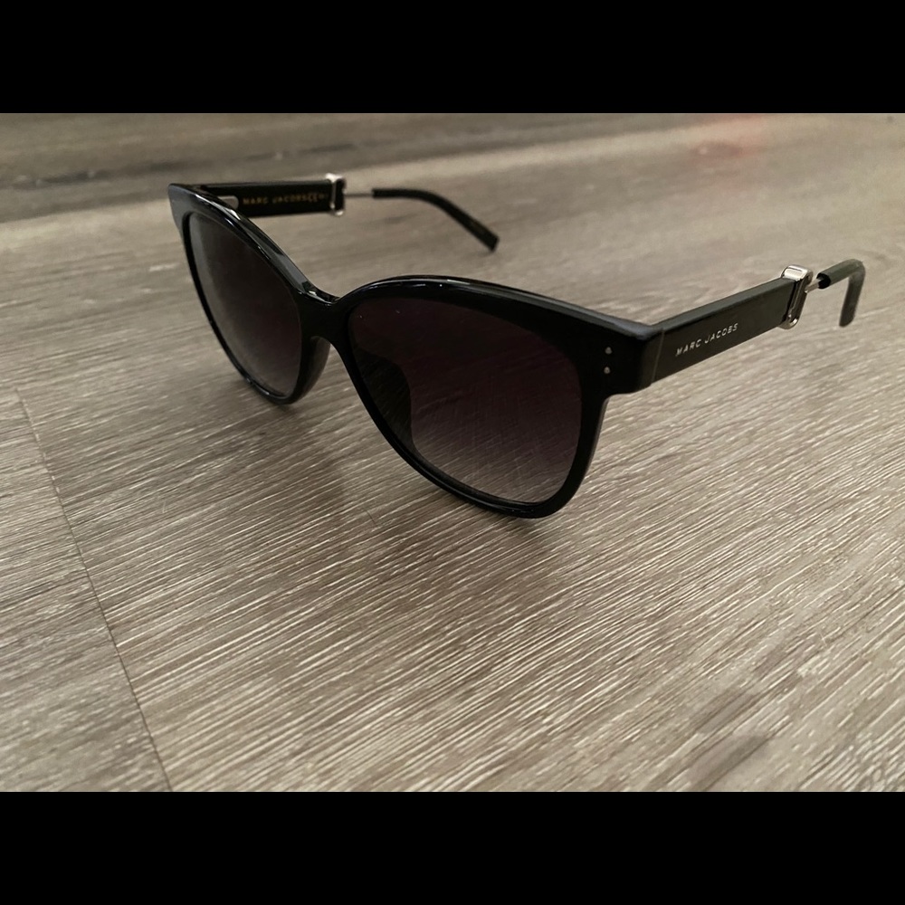 Marc Jacobs sunglasses